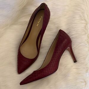 Coach Women's Smith Burgundy Snakeskin Heels - 9.5